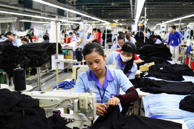 những nỗi trăn trở của công nhân may mặc