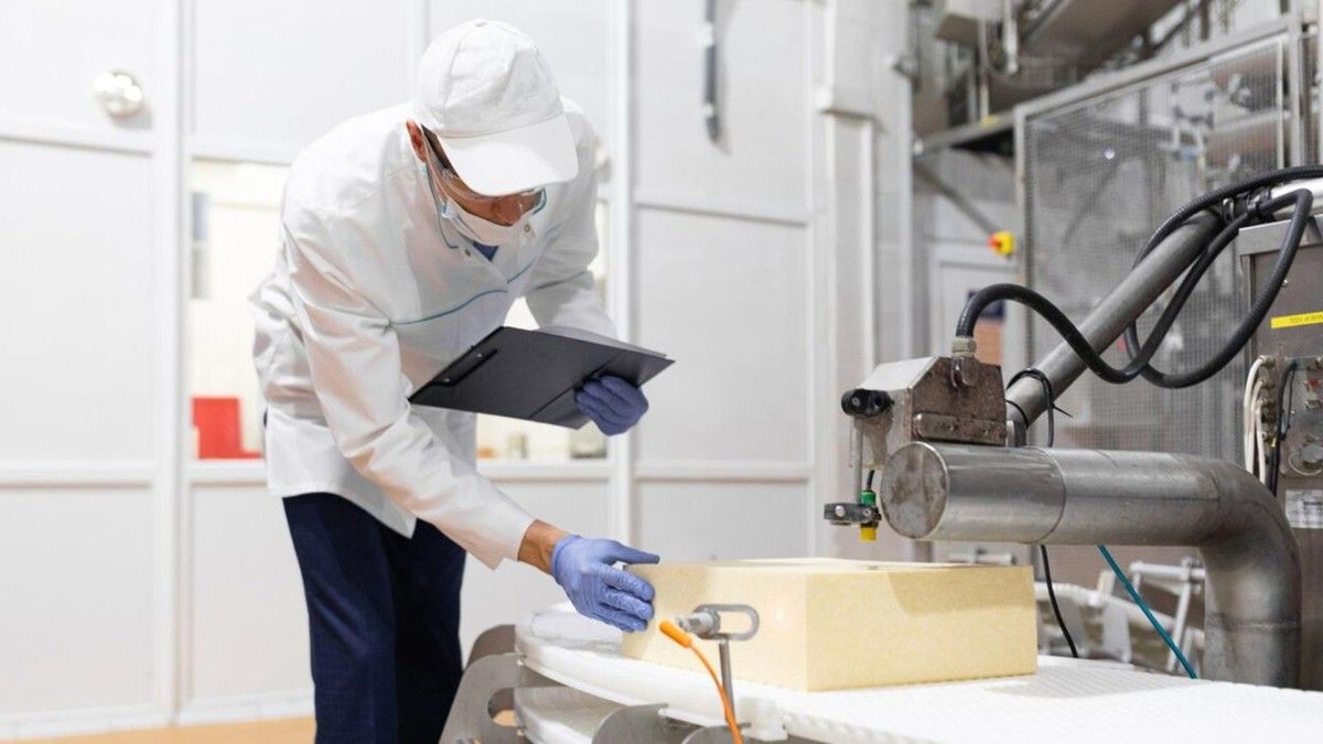 lab qc là gì