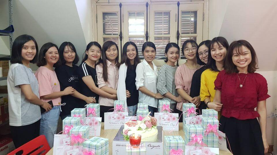 tặng quà gì cho lao động nữ ngày 8/3