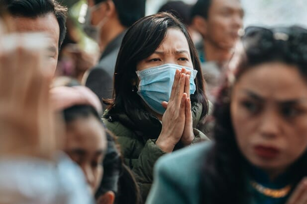 Dịch viêm phổi cấp do virus Corona tại Trung Quốc hiện đã khiến gần 10.000 người nhiễm bệnh, 213 ca tử vong, lây lan sang 22 nước trên toàn thế giới và dự báo con số còn tiếp tục tăng lên. Đứng trước tình hình nguy cấp này, công nhân cần làm gì để bảo vệ mình khỏi đại dịch?