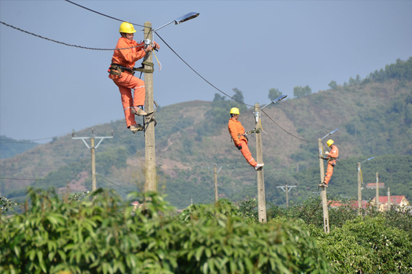 Vinh danh Tháng Công nhân và triệu lời cảm ơn chưa nói