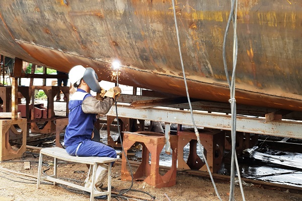 Danh mục nghề công nhân trong lĩnh vực cơ khí đóng - sửa tàu thuyền thủy sản và yêu cầu kỹ năng
