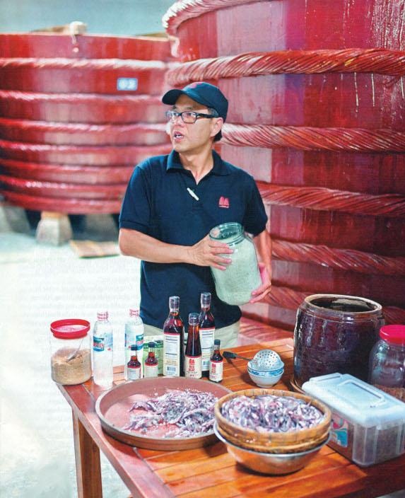 Nước mắm Red Boat