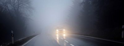 Khi trời sương mù bạn nên lái xe làm sao cho an toàn nhất