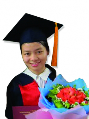 cover CV: HÀ TRÚC UYÊN