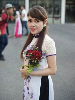 cover CV: Ngô Thúy Vân