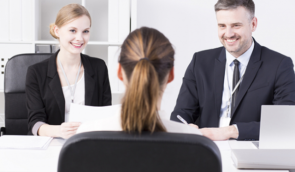 5 Cách chuẩn bị thông tin để ứng viên ghi điểm với nhà tuyển dụng khi phỏng vấn