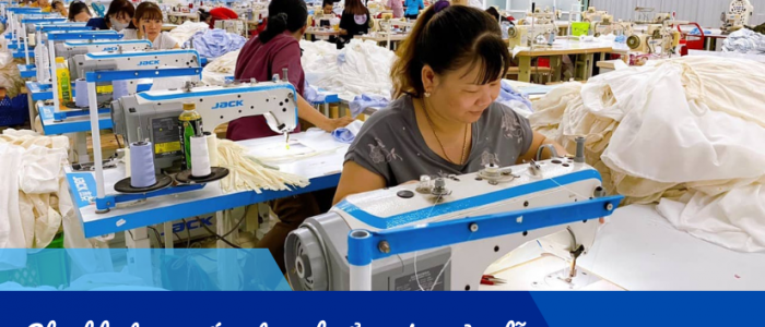 Checklist may ống tay chuẩn (Before – During – After) giúp giảm lỗi trong chuyền may